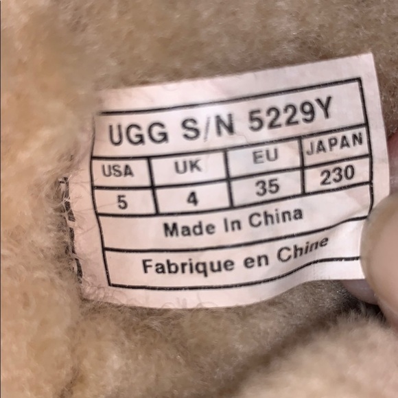 Ugg Classic tall II boot size 5 - Picture 6 of 6